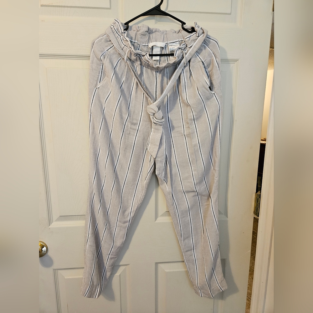 H&M Women's Dress Pants Light Beige with White and Black Pin Stripe Size 6